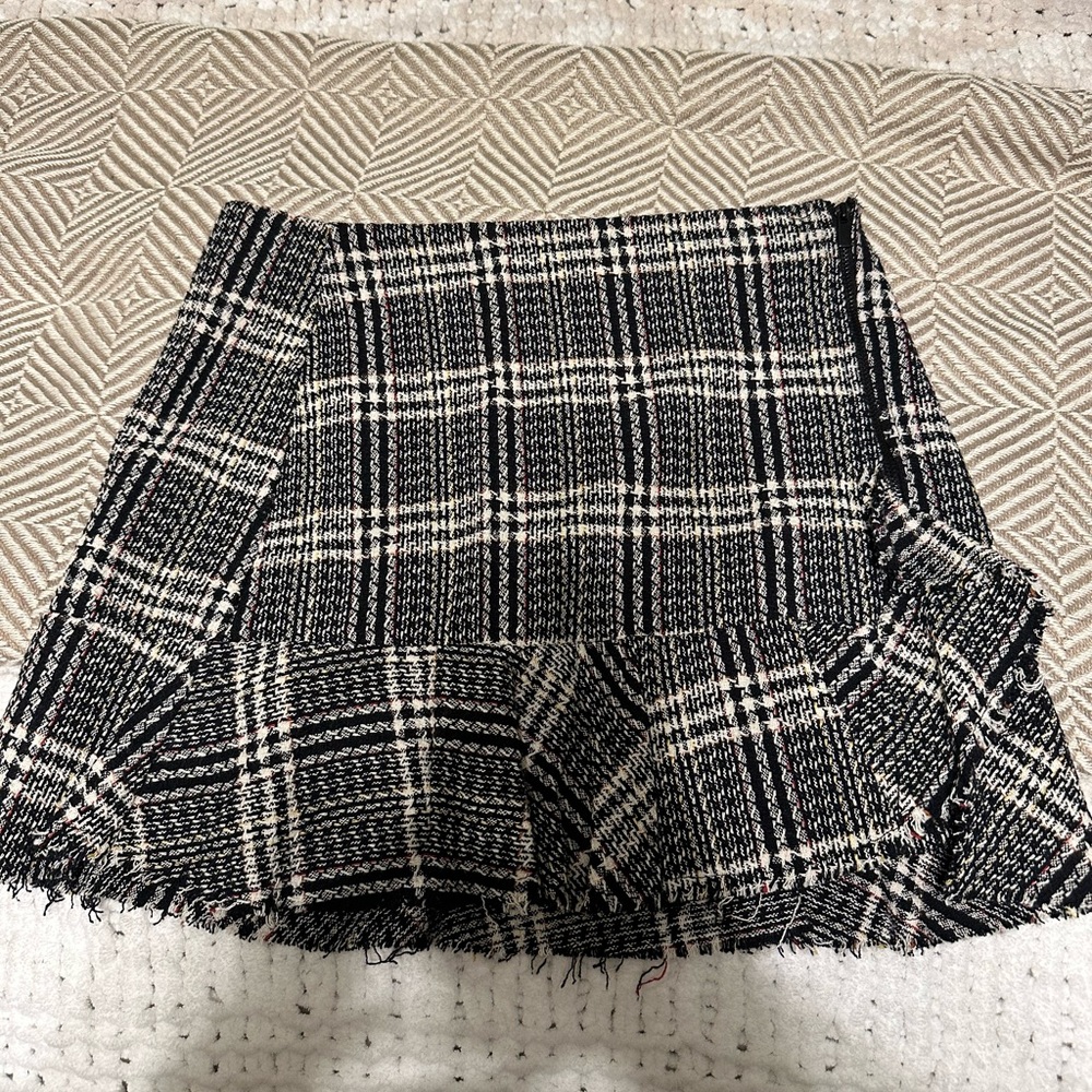 Plaid mini skirt